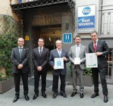 Pros — just off gran via, the main drag in the center of the city, so it's walking distance to all the major sights. El Best Western Los Condes De Madrid Primer Hotel De Espana En Conseguir El Sello Spatium Revista Gran Hotel Turismo