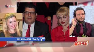Paylaşılan fotoğrafın 'hileli' olduğu iddiasına kızan yeliz yeşilmen, ''her şey ortada kabul edin taş taş.'' ifadelerini kullanmıştı. Gulbin Vardar Dan Yeliz Yesilmen E Sert Sozler Youtube