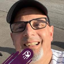 Have you seen this person? The Syracuse Police Department's Criminal  Investigation Division is attempting to identify the pictured suspect  regarding two recent bank robberies. On August 20th, 2021, at around 3:50  P.M.,