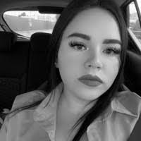 Leslie Medrano's Instagram, Twitter & Facebook