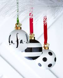 Black And White Christmas Ornaments Kate Spade Black White Christmas Ornaments White Christmas Ornaments Traditional Christmas Decorations Black White Christmas