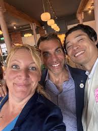 I've spent the last 3 weeks studying Skoolers, connecting with community  builders, participating in highly engaged groups. Making new friends,  sharing my visions, processing thoughts. I figured I just didn't know what