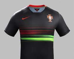 Replica portugal voetbal shirts kopen of een replica portugal voetbal tenue bestellen? Portugal Uitshirt 2015 2016 Voetbalshirts Com