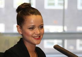 Epiese” wendrama met June van Merch in Radioteater