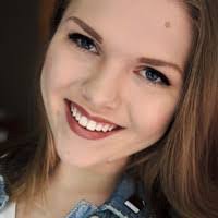 Kristen Kirchoff's Instagram, Twitter & Facebook