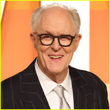 Monica Schilling's Instagram, Twitter & Facebook