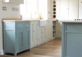 cabinet maker. bespoke kitchen