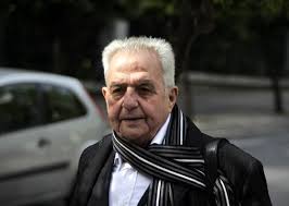 Λεπτό προς λεπτό στο in.gr η εξάπλωση παγκοσμίως. Epi8esh Me Molotof Kata Ths Oikias Flampoyrarh H Efhmerida Twn Syntaktwn