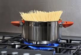 E cosa dire delle tisane purificatrici che spesso prepariamo senza preoccuparci della qualità dell'acqua che utilizziamo? Come Riutilizzare L Acqua Di Cottura Della Pasta Non Sprecare
