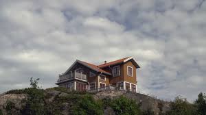 Wieder stehen die kommissare høyer und therkelsen vor einem rätselhaften fall: Haus Schweden Rm Video 851 976 113 In 4k Framepool Stock Footage