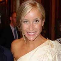 Laura Lampert's Instagram, Twitter & Facebook