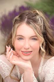 Tonya Wells Portraits