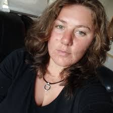 Heather Bayliss's Instagram, Twitter & Facebook