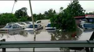Banjir bandang dan tanah longsor yang melanda kabupaten lebak, banten, menyebabkan sejumlah orang hilang dan ratusan bangunan rusak. Banjir Di Pulau Pinang Keadaan Banjir Di Kawasan Permatang Pauh Youtube