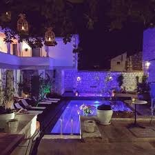 Koyde Yasamak Sessiz Bol Yildizli Geceler Demek Alacati Viento Otel Den Iyi Geceler Www Kucukoteller Com Tr Viento Ala Oteller Guzel Yerler Balayi