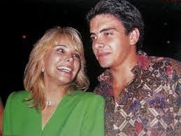 Mama de dos regalos de dios luca y malek. La Muerte De Carlitos La Intimidad De Menem Y Zulema En Olivos Despues De La Tragedia Que Marco Sus Vidas Infobae