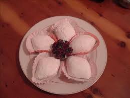 Makrout A Louz Algerian Almond Cakes Recipe Food Com Recipe Food Almond Cake Recipe Almond Cakes