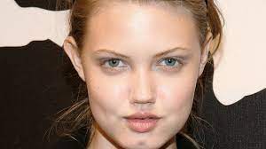 Some guys adore baby faced girls. The Benefits Of Having A Babyface Bbc Future