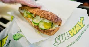 I'll just have to stick with jimmy john's.mmm #14. Subway Is Bringing Back Its 5 Footlong But It Won T Be Around For Long