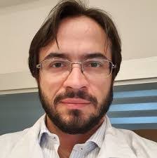 Salomon Silva's Instagram, Twitter & Facebook