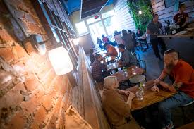 Read reviews from kitchen table at 1415 farnam street in omaha 68102 from trusted omaha restaurant reviewers. Steak Perfection By Omaha Chefs Toasting Food Wine Travel