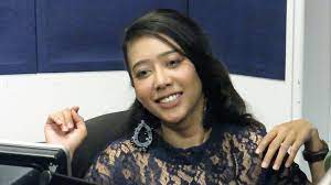 Ost tentang bulan subscribe to instagram : Muhammad Ammar Muhamma54934582 Twitter