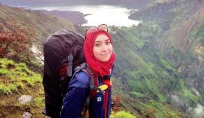 Kursus, bengkel, belajar memandu dan ujian jpj di tempat yang sama iaitu di skem driving academy sdn bhd. Tips Bagi Wanita Berjilbab Yang Akan Pertama Kali Mendaki Gunung