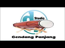 Untuk memudahkan alat musik tersebut gendang pada umumnya dilengkapi dengan tali. Alat Musik Tradisional Kepualuan Riau Gendang Panjang Youtube