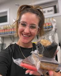 Cheryl Jung's Instagram, Twitter & Facebook