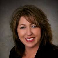 Tammy Hollis's Instagram, Twitter & Facebook