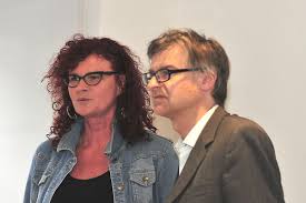 Bei fragen sind wir gerne für sie da: Kerstin Westphal Und Die Sorge Um Das Haus Europa Pappenheimer Skribent