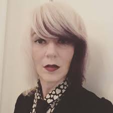 Esther Crow (@estocrow)