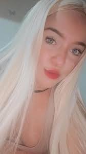 Scarlett Martinez added a new photo.