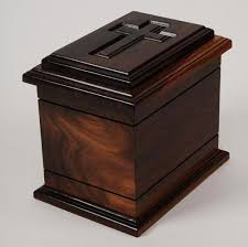 100 Of The World S Most Beautiful Wood Cremation Urns Wood Urn Wooden Urn Wooden Pet Urn