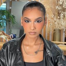 Profile for Minerva Martinez