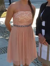 Beim anprobieren hab ichs nicht gemerkt, aber als ich es gestern. Peek Cloppenburg Rose Lachsfarbenes Bandeau Kleid Kleiderkorb De