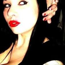 Stream Burlesque by simon-arnold