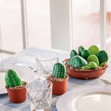 Acondicionar la maceta para las piedras en forma de cactus. Cactus Super Resistentes Hechos Con Piedras