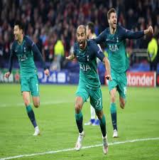 هاتريك لوكاس مورا في مباراة توتنهام واياكس بدوري ابطال اوروبا. Ù„ÙˆÙƒØ§Ø³ Ù…ÙˆØ±Ø§ ÙŠ Ù†Ù‡ÙŠ Ø­Ù„Ù… Ø£ÙŠØ§ÙƒØ³ Ø§Ù„Ø£ÙˆØ±ÙˆØ¨ÙŠ ÙˆÙŠ Ø­Ù‚Ù‚ Ø£Ø±Ù‚Ø§Ù… Ø§ Ø§Ø³ØªØ«Ù†Ø§Ø¦ÙŠ Ø§ ØµØ­ÙŠÙØ© Ø§Ù„Ù…ÙˆØ§Ø·Ù† Ø§Ù„Ø¥Ù„ÙƒØªØ±ÙˆÙ†ÙŠØ©