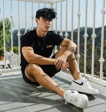 This guide will show you how to stream austin mcbroom vs bryce hall online from anywhere. Pin By Axa 3 On Heartbreaker Bryce Hall Hall Hall Wallpaper