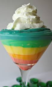 A homemade vanilla pudding is the perfect dessert. Rainbow Vanilla Pudding Recipe