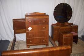Antique Art Deco Bedroom Furniture Favorite Interior Paint Colors Check More At Http Www Mag Art Deco Bedroom Furniture Art Deco Bedroom Newlywed Furniture