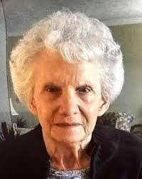 Lorrie Roach's Instagram, Twitter & Facebook