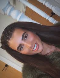 To the woman in home bargains that stepped in and payed for my shop when my  card declined. Honestly I can't thank you enough. I know to you it wasn't  much but