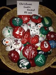 My Mini Christmas Rocks By Shaunicie Rock With Images Diy Christmas Paintings Christmas Rock Christmas Paintings