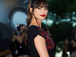 Η ηλιάνα παπαγεωργίου, το μοντέλο και κριτής του greece's next top model, μας έδειξε σήμερα τον άνθρωπο που αθόρυβα την στηρίζει στο νέο της επαγγελματικό βήμα. Hliana Papagewrgioy Gamos Apanthse Sto An Pantreythke Telika Sthn Amerikh Eidhseis Pagenews Gr