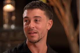 I thought he was attractive at first... Seeing him during the guy's night  out... He looks like he is trying so hard to pass as a human 🤨 Guys it's a  joke.