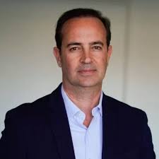 Como a IA vai transformar nossa relação com a tecnologia a partir de uma  interface centrada no humano