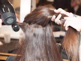 How does dry shampoo work? Things Your Hair Can Tell You About Your Health