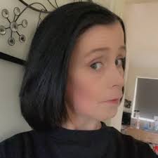 Michelle Bills (@shellbills)